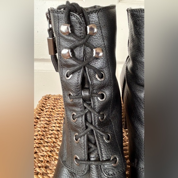 Vera Wang Catania Boots Lace Up Detail Side Zip Size 7.5M - Picture 7 of 14